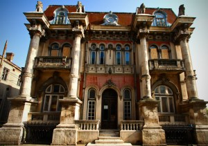 Casa cu Lei, Constanta